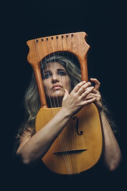 Daniela Horovitz y su nueva lira