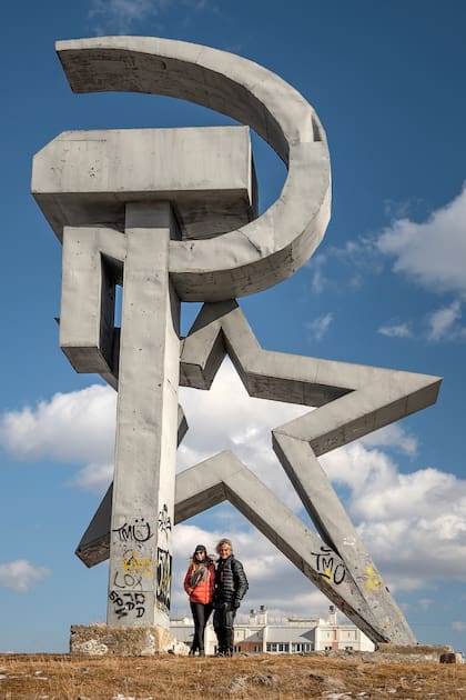 Daniela Kisinovsky y Mariano Santilli recorrieron más de un centenar de localidades de los países de la ex-Unión Soviética; esta foto fue tomada en Bakal