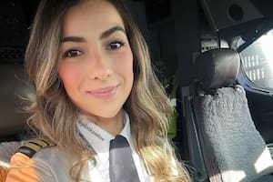 Es venezolana, llegó a EE.UU. y se convirtió en piloto tras años de sacrificio