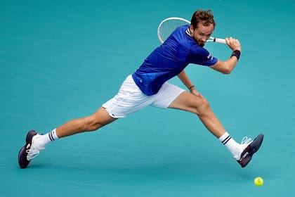 Daniil Medvedev se enfrentará en el duelo nocturno con el chileno Jarry en el Miami Open