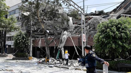 Terremoto en México: son 248 los muertos, cientos los heridos y decenas los desaparecidos debajo de los escombros