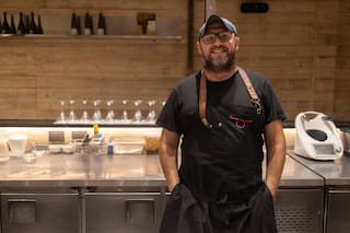 Fue chef de la Casa Rosada y ahora abrirá un restaurante en una balsa