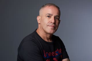 Historias bravas y extraordinarias: de las andanzas con gomeras y pistoleros de verdad a la serie "Okupas"