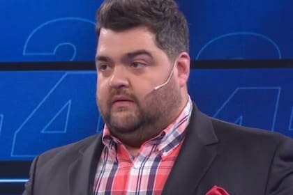 Darío Barassi alentó a los participantes a que se dieran un beso con protocolos