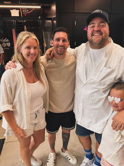 Darío Barassi cumplió su sueño de conocer a Lionel Messi en persona y junto a toda su familia