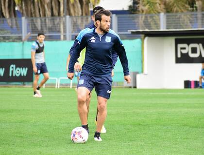 Darío Cvitanich, de mayor a menor en la Academia.