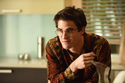 Darren Criss interpreta a Andrew Cunanan, el atormentado asesino de Gianni Versace