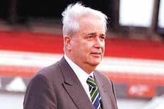 Murió Alfredo Davicce, expresidente de River en una época repleta de gloria y títulos