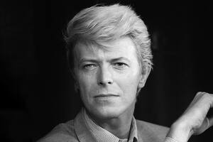 Cuánto cobrarán los herederos de David Bowie por la venta de su catálogo a Warner Music