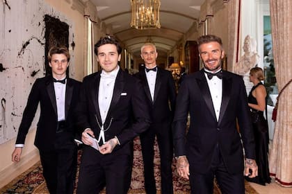 David Beckham junto a sus hijos en la boda de Brooklyn