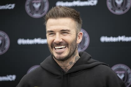 David Beckham, propietario y presidente de operaciones del Inter Miami CF posan para una foto con el equipo en el Estadio Inter Miami CF el 25 de febrero de 2020 en Fort Lauderdale, Florida