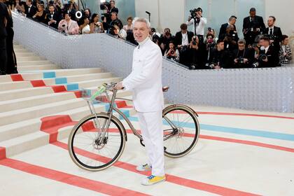 David Byrne y su bicicleta, infaltable compañera