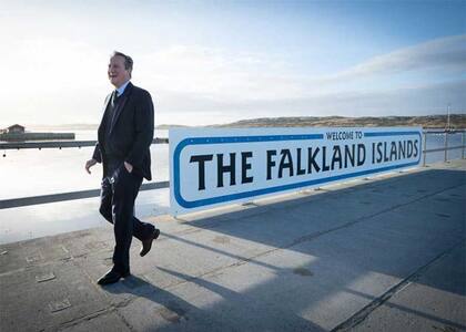 David Cameron en las Islas Malvinas, este año