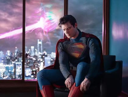 David Corenswet como Superman en la nueva película de James Gunn