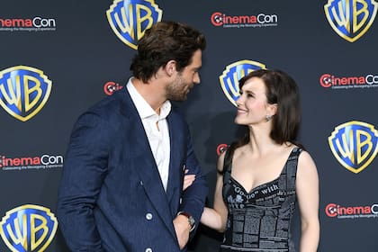 David Corenswet junto a Rachel Brosnahan, quien interpreta a la nueva Louis Lane