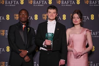 Qué es y cómo se evalúan los episodios de desinhibición en público como el ocurrido en los BAFTA