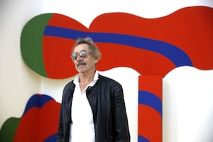 David Lamelas en el Malba con su instalación El Súper Elástico (1965), que integra la retrospectiva que se inaugura hoy