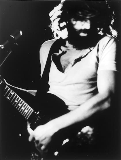 David Lamelas fotografiado por Johnny Dewe Mathews para "Rock Star (apropiación de un personaje)", en 1974