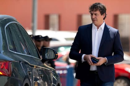 David Sánchez Pérez-Castejón, hermano del presidente del Gobierno español, sale del Juzgado Provincial de Badajoz, el 28 de mayo de 2026 (Jorge Guerrero/ AFP)