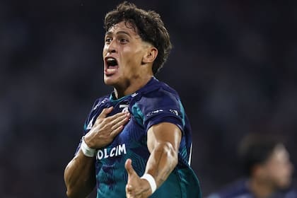 Dávila, el dueño de la noche de Córdoba; había hecho un gol en el 1-2 frente a Vélez, pero ese tanto fue anulado.