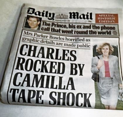 La portada del Daily Mail (1992) el día que trascendió la conversación íntima entre el príncipe y su amante y estalló el escándalo