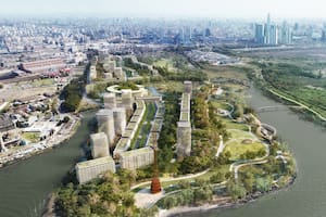 En el baldío más grande de la ciudad, abandonado y repleto de bichos, planean un parque y torres de 145 metros