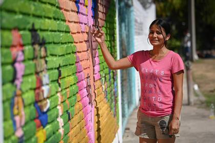 De acuerdo con algunos testimonios, los migrantes varados en México tienen trabajos informales con mala paga