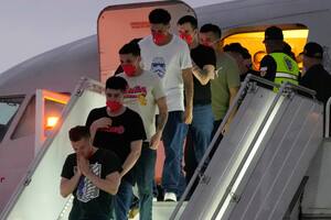 De acuerdo con Associated Press, los detenidos relataron golpes, torturas y encierro prolongado