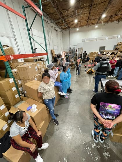 De acuerdo con la agencia federal antidrogas, 18 inmigrantes indocumentados fueron detenidos