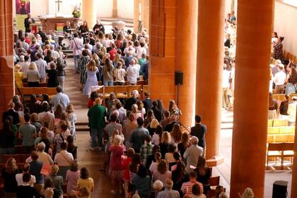 De acuerdo con los datos revelados, asistieron alrededor de 1200 personas a la misa del domingo pasado