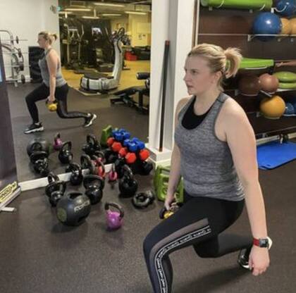 De acuerdo con Natasha, la gimnasia y el ejercicio físico le salvaron la vida