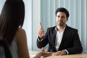 La pregunta que jamás deberías hacerle a un empleador en una entrevista laboral, según un director ejecutivo