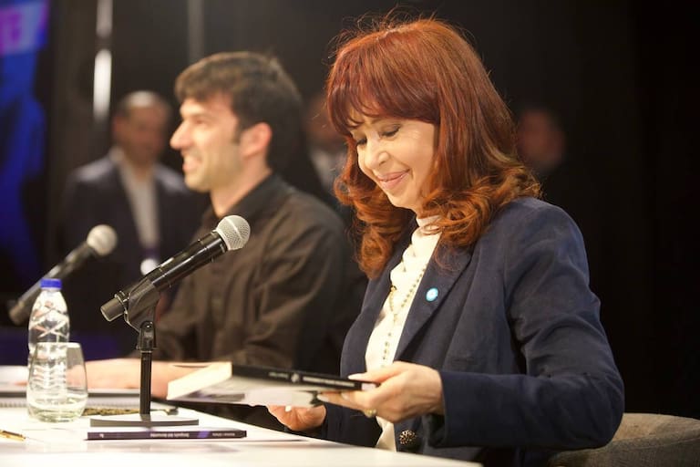 Una primera plana K, una audiencia juvenil y las razones detrás del regreso público de Cristina Kirchner  