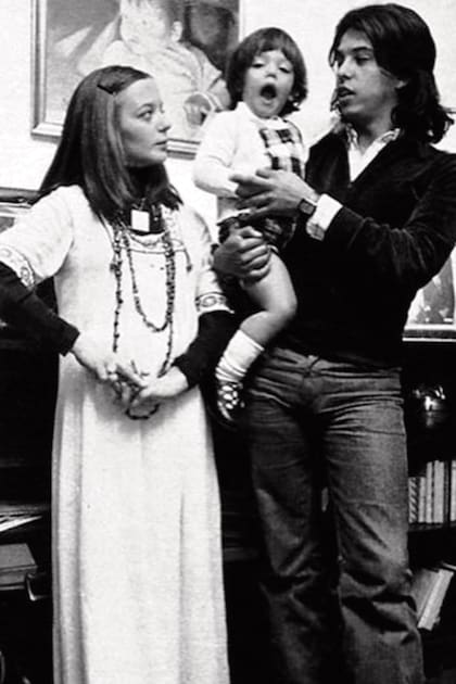 De chiquito con sus padres, Teresa y Jairo, en una imagen de su álbum familiar (1974). 
