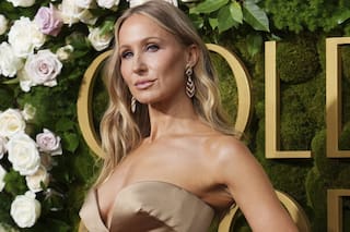 Quién es Nikki Glaser, la conductora que con sus chistes hizo reír a Timothée Chalamet e incomodó a Zendaya