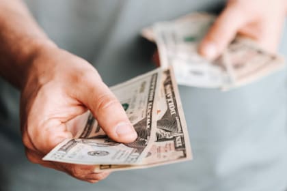 De dólar a peso mexicano; la cotización del 26 de octubre