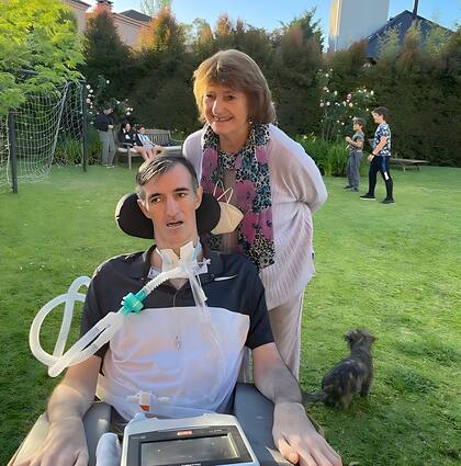 "De Esteban admiro su fortaleza y su fe. Le deja un gran ejemplo a la sociedad"