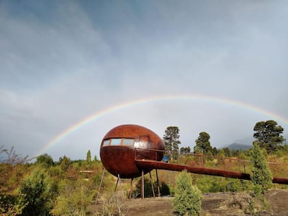 De Estrada se define como “un artista cuyo lenguaje es la arquitectura” y a lo largo de los años comprendió que esos dos mundos que lo acompañaron, incluso desde pequeño, no eran opuestos