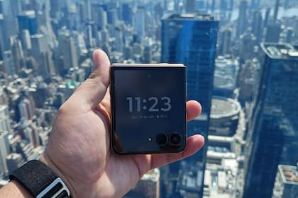 De forma simultánea, tras la presentación oficial en Nueva York, Motorola confirmó la venta del Razr 60 Ultra en la Argentina