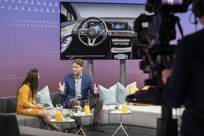  De Ginebra a Stuttgart . Mercedes-Benz mudó su presentación en el cancelado salón suizo a un estudio cerca de su cuartel general