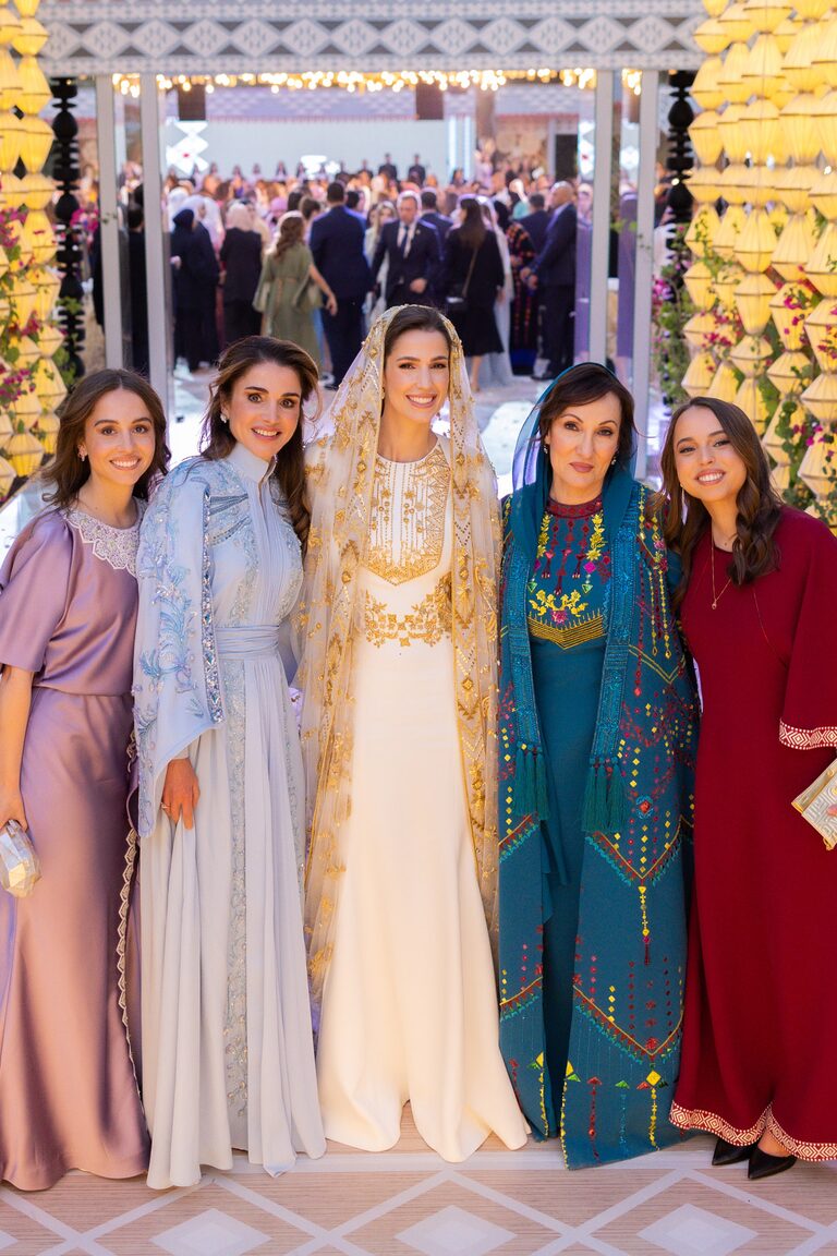 Hena Rania Fiesta de la henna. Rania de Jordania: la original y lujosa “despedida ...