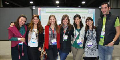 De izquierda a derecha: Roxana Schillaci, Patricia Elizalde, Wendy Béguelin, Mercedes Tkach, María Celeste Díaz Flaqué, Cinthia Rosemblit y Martín Rivas