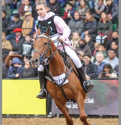 De la cría de caballos de polo a los flashes y las pasarelas