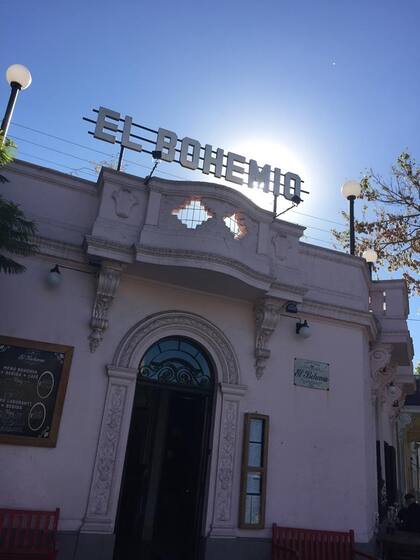 De la mañana a la noche, las opciones de El Bohemio incluyen huevo