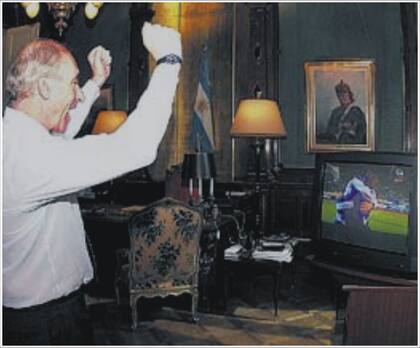 De la Rúa, durante la final de la Copa Intercontinental de Japón, en 2000, cuando Boca Juniors derrotó al Real Madrid