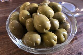 La Anmat prohibió la venta de una marca de aceitunas