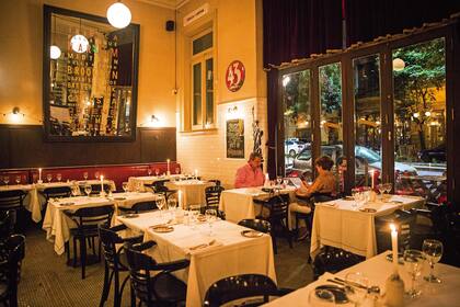 De martes a viernes, Club Social Deluxe ofrece menú ejecutivo.