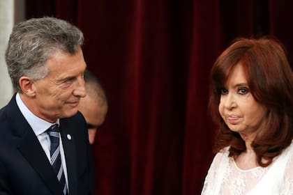 "Ni (Mauricio) Macri ni Cristina (Kirchner) representan a la Argentina", aseguró Santiago Maratea en +Entrevistas