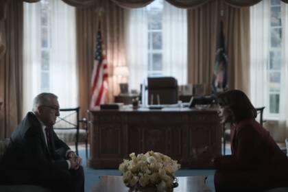 De Niro interpretará a un expresidente de los Estados Unidos que debe encontrar a los culpables de un ciberataque (Foto: captura de video / Netflix)