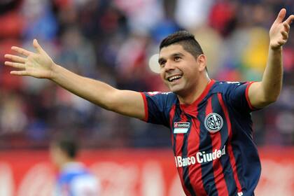 De penal, Ortigoza hizo el primer gol de San Lorenzo